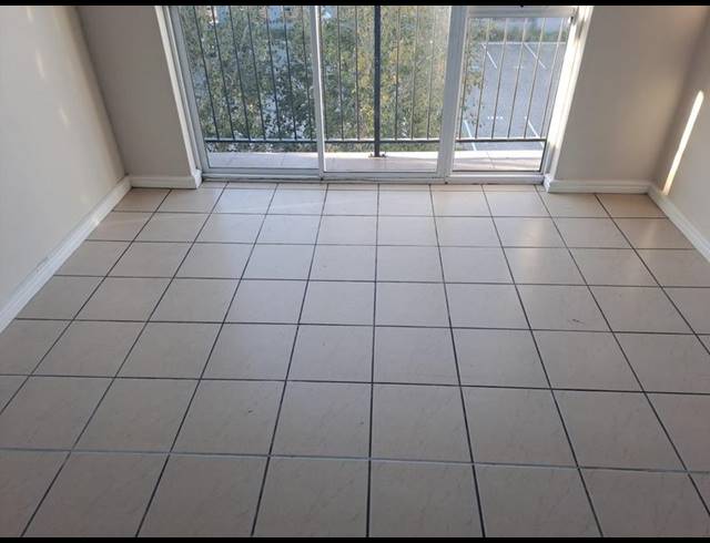 2 BEDROOM PROPERTY TO RENT IN KRAAIFONTEIN EAST